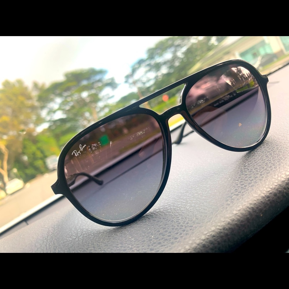 Black RayBans